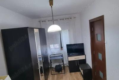 Apartament cu 3 camere semidecomandat în 9 Mai - 9