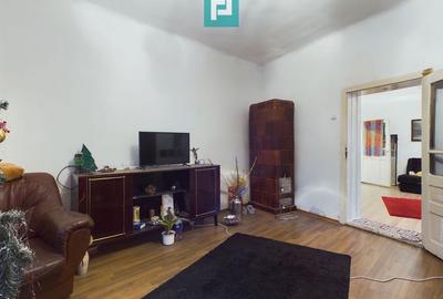 Casă cu 5 camere cu Teren 4320 Mp în Lalașinț - 4