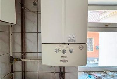 Casă individuală cu 7 camere cu Canalizare în Centrul Istoric - 14