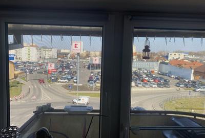 Apartament cu 3 camere decomandat în Lunca Apei - 1