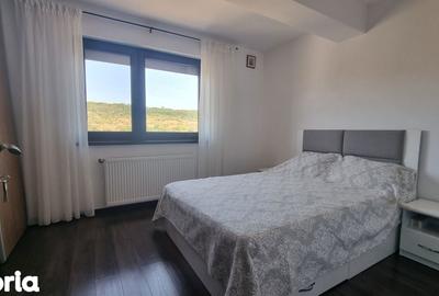 Apartament cu 4 camere în Rediu - 16