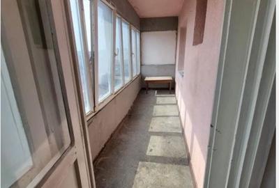 Apartament cu 2 camere semidecomandat în Lacul Tei - 2