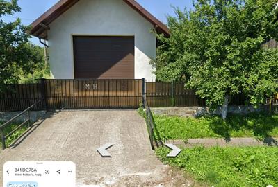 Casă cu 4 camere cu Teren 3000 Mp în Călinești - 3