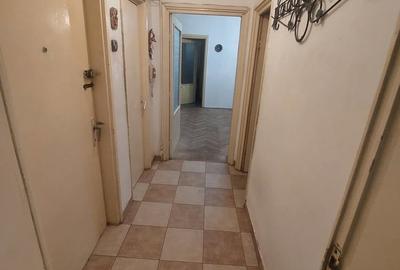 Apartament cu 3 camere decomandat în Central - 7