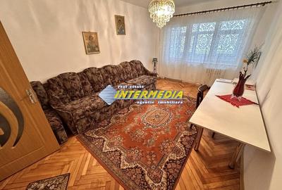 Apartament 3 camere decomandat etaj 3 Alba Iulia Apartament 3 camere decomandat etaj 3 Alba Iulia - 2