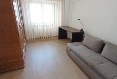Apartament cu 4 camere decomandat, mobilat în Nicolina - 7