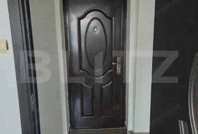 Apartament de vanzare, cu 2 camere, 33 mp, zona Piata 1 Mai - 8