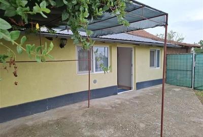 Casa Gugesti, sat Oreavu, 1870 mp teren - 2