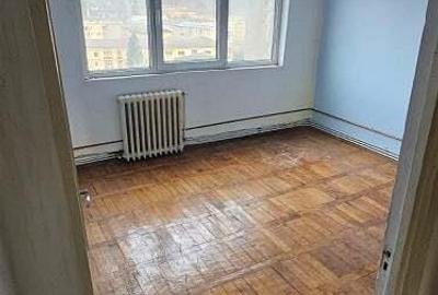 Apartament cu 3 camere semidecomandat în Govândari - 3