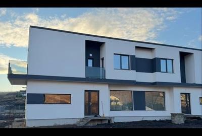 Casă cu 3 camere în Central - 8