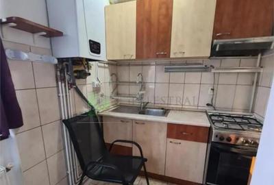 Garsonieră semidecomandată, mobilată în Județean