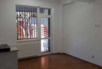 Apartament cu 2 camere decomandat în Central - 7