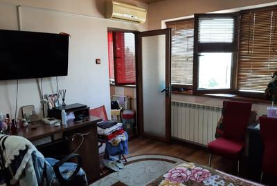 Garsoniera Calea Calarasilor/Viziru - 2