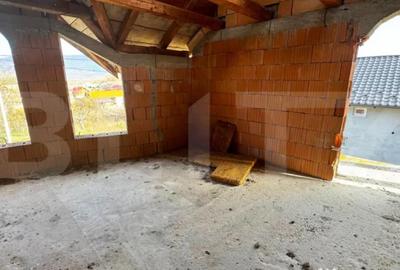 Casă cu 5 camere cu Teren 1900 Mp în Arcalia - 8