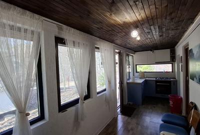 Casă cu 4 camere cu Teren 300 Mp în Tulnici - 1