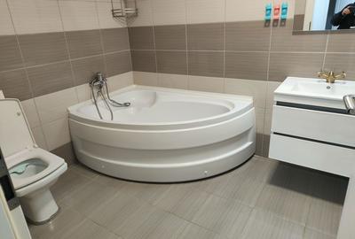 Apartament cu 3 camere decomandat în Victoriei - 3