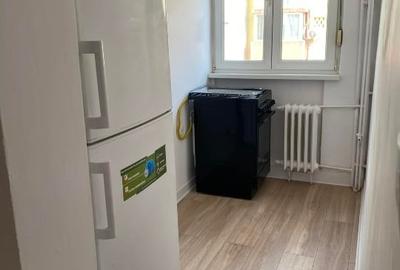 Apartament cu 3 camere semidecomandat în Spitalul Județean - 8