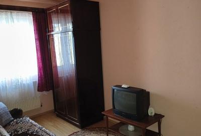 Garsonieră decomandată în Central - 7