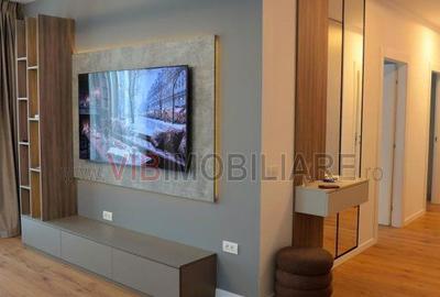 Apartament cu 3 camere în Central - 1