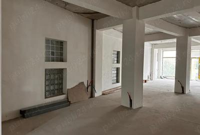 Spatiu comercial de inchiriat Str. Cuza Voda vis a vis de Primaria Buzau COMISION 0 - 6