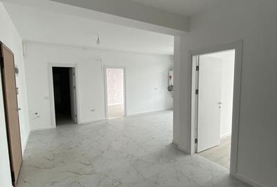 Apartament cu 3 camere decomandat în Central - 1