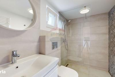 Casă cu 5 camere cu Teren 540 Mp în Central - 4