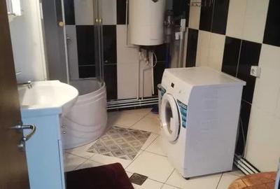 Casă cu 5 camere cu Teren 2100 Mp în Malu cu Flori - 8