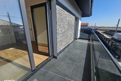 Casă cu 4 camere cu Teren 350 Mp în Rediu - 2