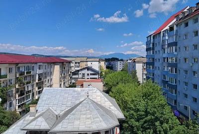 Apartament cu 2 camere semidecomandat în Central - 1