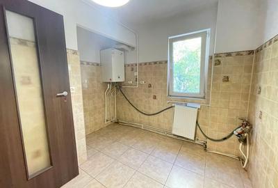 Apartament 2 camere-Podu Ros-etaj intermediar-bloc fara risc - 1