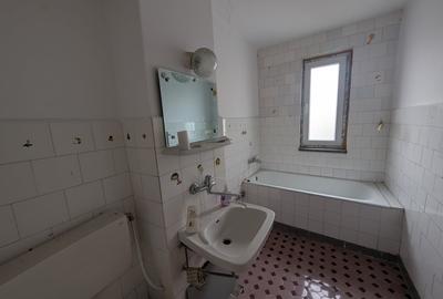 Apartament cu 2 camere decomandat în Banca Națională - 3