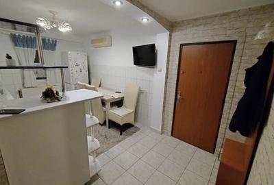 Apartament cu 3 camere decomandat în Luncă - 1