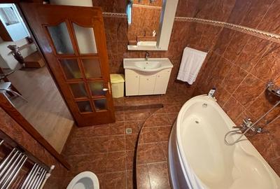 Apartament cu 3 camere decomandat în Sud - 5