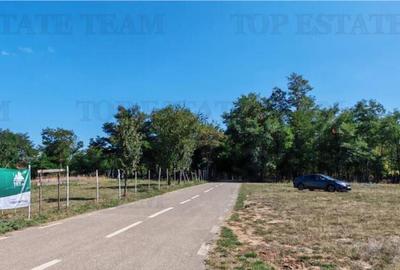 Teren de , 1500 mp, platou montan, cu toate utilitatile, zo - 3