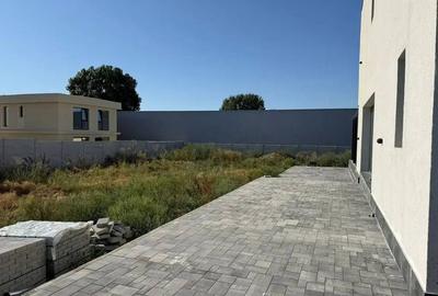 Casă cu 8 camere cu Canalizare în Dobroești - 6