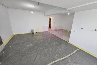 Apartament cu 3 camere decomandat în Decebal - 2