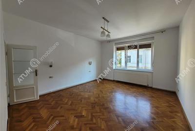 Spatiu birou decomandat cu 2 camere 2 bai balcon parcare Central Sibiu - 6
