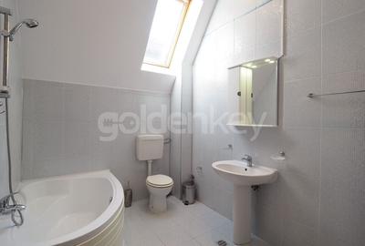 Vila cu 6-7 camere si gradina generoasa Vila cu 6-7 camere si gradina generoasa - 18