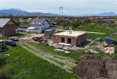 Teren Construcții intravilan de 650 mp, în Stupini - 2