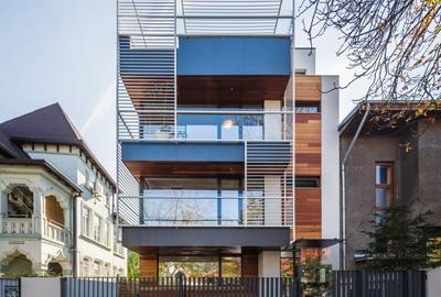 Casă individuală cu 18 camere cu Canalizare în Ultracentral - 15