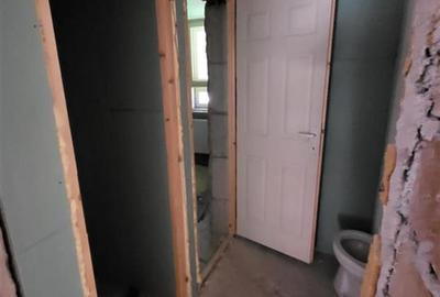 Casă individuală cu 6 camere cu Garaj în Iancu Nicolae - 12