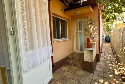 Casă individuală cu 5 camere cu Canalizare în Coiciu