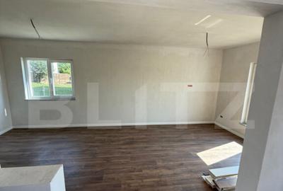 Casă cu 4 camere cu Teren 400 Mp în Central - 3