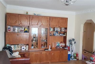 Apartament cu 3 camere decomandat în Central - 2