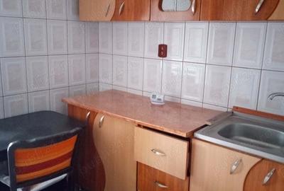 Apartament cu 3 camere decomandat în Central - 4