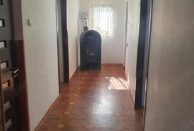 Casă cu Teren 220 Mp în Central - 6