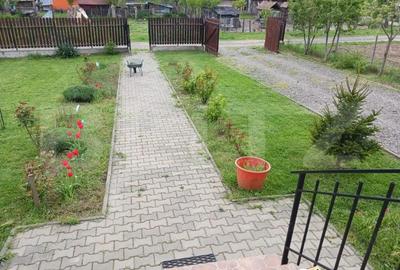 Casă cu Teren 500 Mp în Bărdești - 1