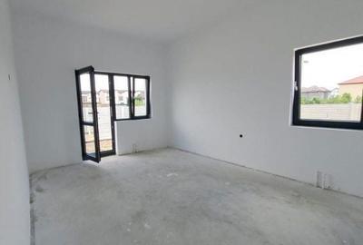 Casă cu 5 camere cu Teren 300 Mp în Central - 6