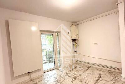Apartament cu o camera, centrala proprie, renovat complet... - 2