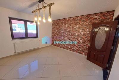 Casă cu Teren 759 Mp în Liteni (Moara) - 1